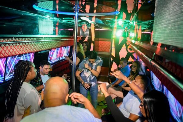 PARTY BUS PUNTA CANA