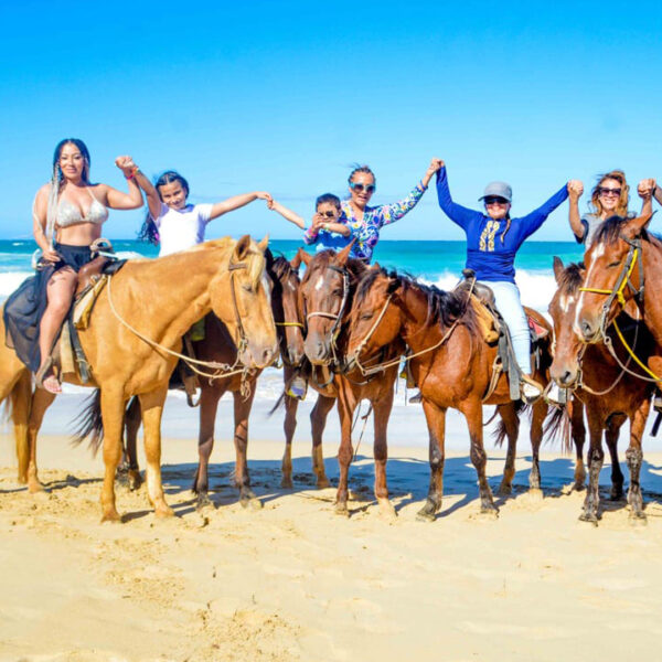 PASEO A CABALLOS EN PUNTA CANA